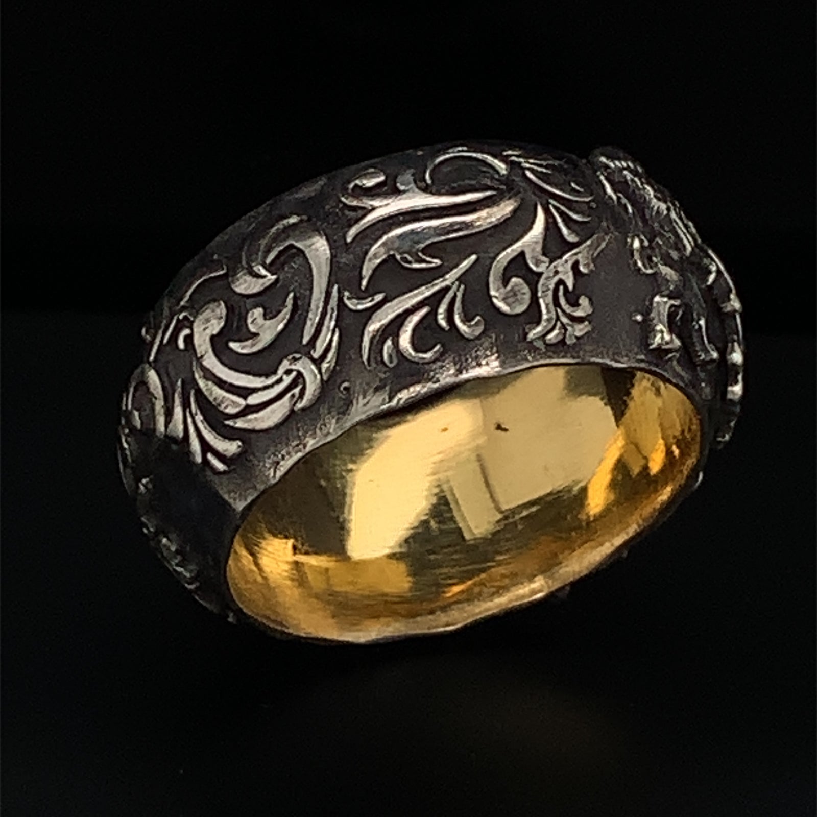 Antique Style Custom Made 3D Family Crest Monogram Wedding Ring